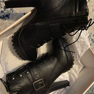High heel booties